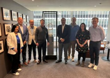 Oficina del Comisionado de MLB ve positiva inversión del Gobierno a través del INEFI en el béisbol escolar