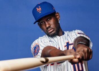 Los Mets de Nueva York suben a Ronny Mauricio