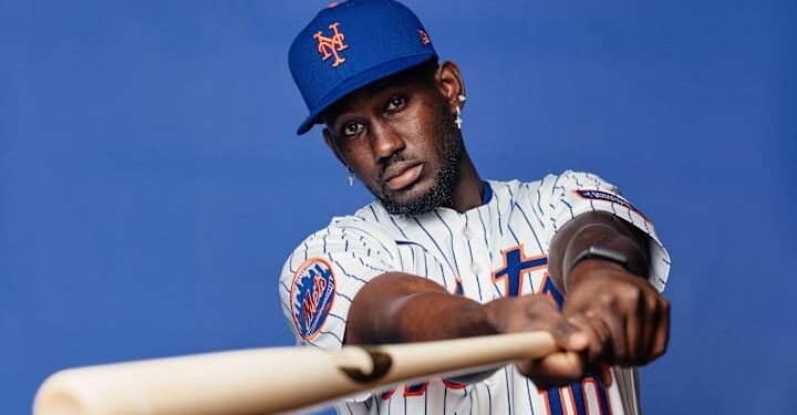 Los Mets de Nueva York suben a Ronny Mauricio