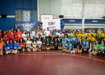 Inauguran torneo Intercolegial de Voleibol Femenino Copa GBC