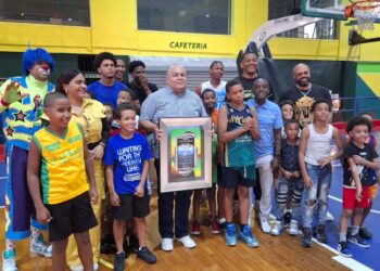 Club San Carlos inaugura “Las Tardes Divertidas” y reconoce a Seaboard