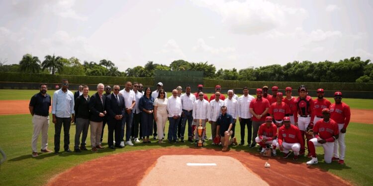 La Dominican Summer League celebra el inicio de su Temporada 2025