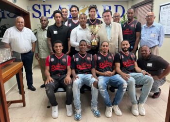 Pioneros, campeones de Abadina, visitan Seaboard