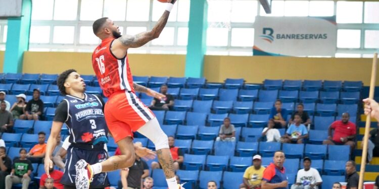 Marineros resisten y se llevan la victoria ante Leones