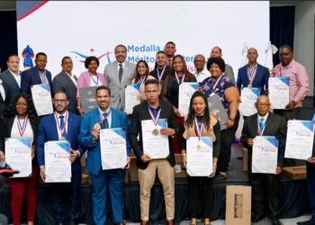 Premio al compromiso: INEFI reconoce a docentes que transforman vidas a través del deporte