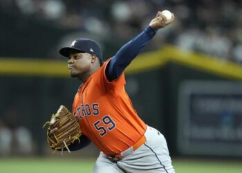 Framber Valdez obtuvo su victoria número 11 de la temporada