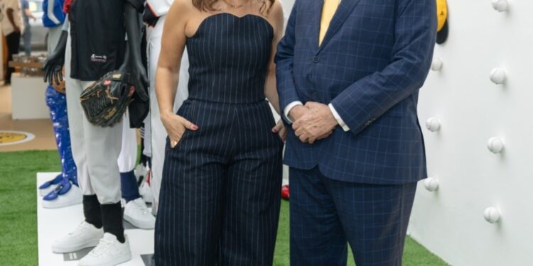 Diseñadores de Indómita dedican su novena colección de modas a Lidom