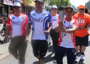 El fuego de los Juegos Deportivos Juan Pablo Duarte en NY inició su recorrido