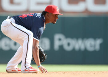 Atléticos promovieron al prospecto Leo De Vries a Doble A