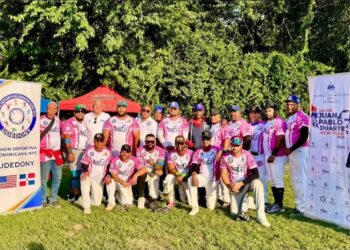 Liga Villa González es campeona en sóftbol masculino en juegos Juan Pablo Duarte NY