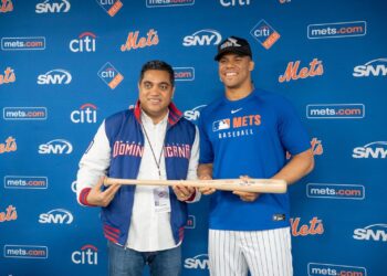 Juan Soto recibe al Ministro de Deportes  Kelvin Cruz