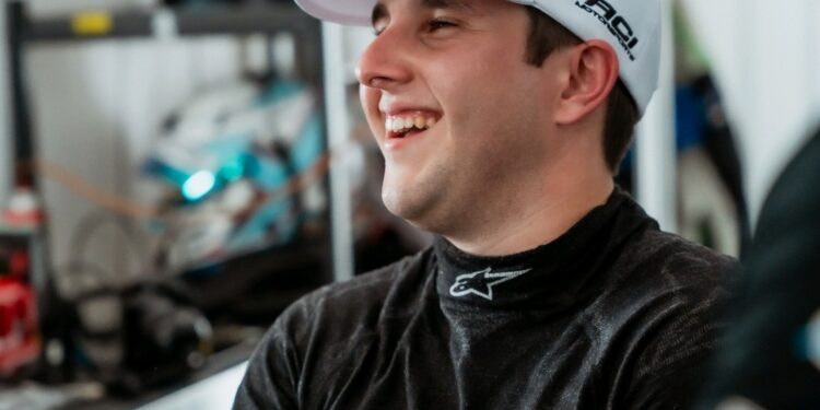 Jimmy Llibre se prepara para una batalla decisiva en Indianápolis Motorspeedway