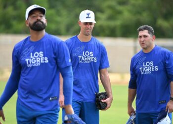 Valdez, Espino y López encabezan entrenamientos del Licey