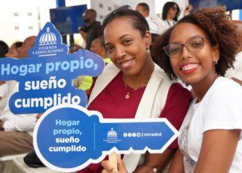 Banreservas financia 95 apartamentos entregados por el Abinader