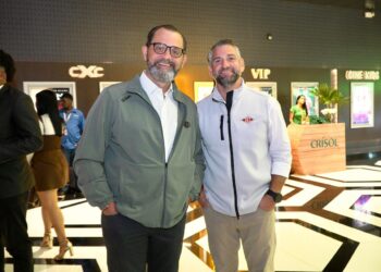 Leones dan bienvenida a nueva temporada con documental sobre corona 17
