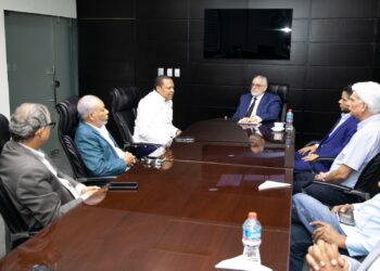 Pro Consumidor y LIDOM se reúnen para evitarmercado negro