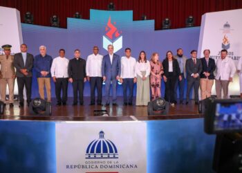 Abinader y Kelvin Cruz inauguran Juegos Universitarios