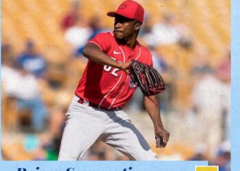 Reiver Sanmartín vestirá la chaqueta del Licey esta temporada