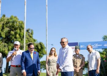 Leonardo Aguilera afirma compromiso de Banreservas con el turismo deportivo