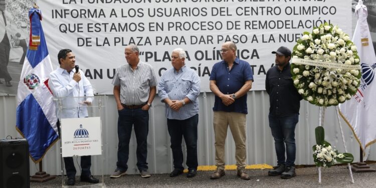 Kelvin Cruz rinde homenaje póstumo a Wiche García Saleta