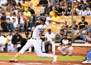 Águilas Cibaeñas blanquean al Licey 4-0 en el Estadio Cibao