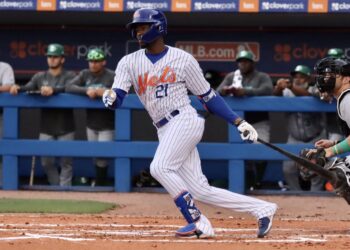 Licey anuncia contratación de Omar De Los Santos