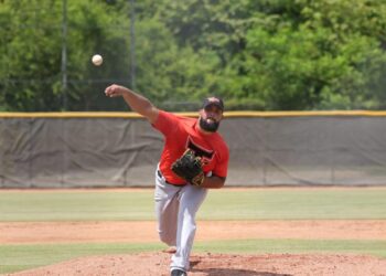 Peña poncha 5 en partido de pretemporada ante Leones