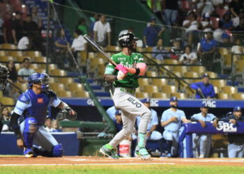 Raimel Tapia batea de 5-5, Estrellas vencen al Licey y lo envían al último lugar