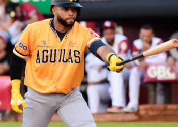 Las Águilas vencen a los Gigantes y logran su primer triunfo del round robin