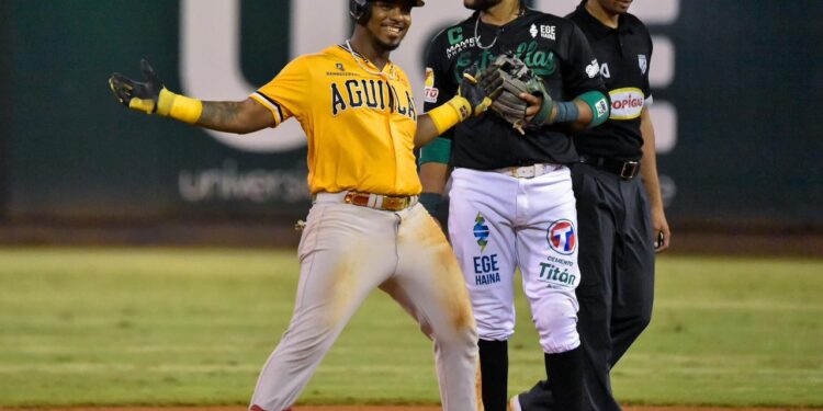 Águilas vencen a Estrellas tras 11 hits y relevo apremiante