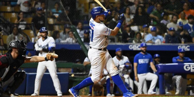 Sencillo de Adames deja en el terreno a Gigantes