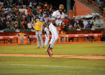 Bryan De la Cruz decide con jonrón el triunfo de los Toros sobre las Águilas