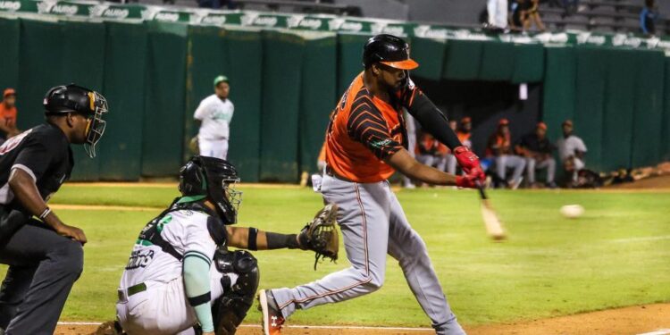 Toros consiguen 3ra victoria seguida al superar a Estrellas