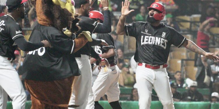Los Leones avanzan al Round Robin