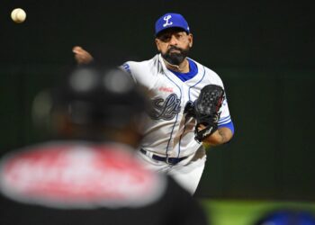 Valdez se luce en triunfo del Licey sobre Gigantes