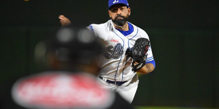 Valdez se luce en triunfo del Licey sobre Gigantes