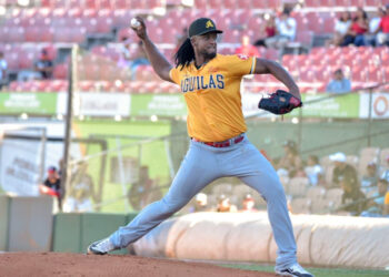 Las Águilas detienen invicto de los Leones